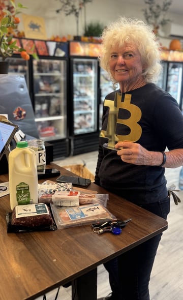 You just never know who’s gonna pay in sats ⚡️ 😍 Bitcoin is for everyone.